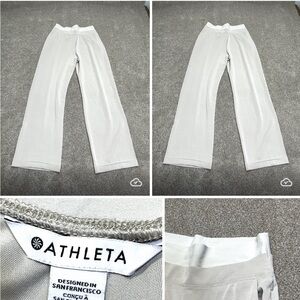 Athleta womens wide leg pull on yoga pants sz medium cream stretch pants Rn54023
